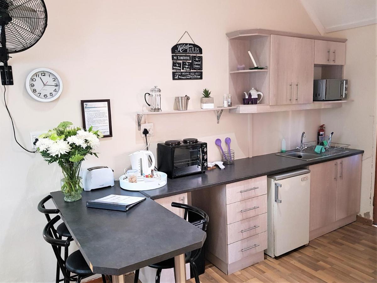 Apartment 7 On Oakleigh Pietermaritzburg Eksteriør bilde